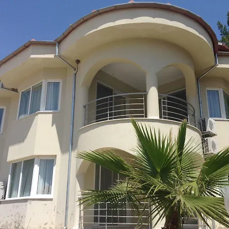 Villa Infinity Lake Side